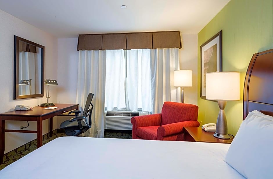Hilton Garden Inn Queens/JFK