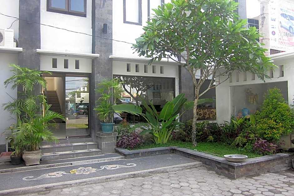 Hotel Warta Dua