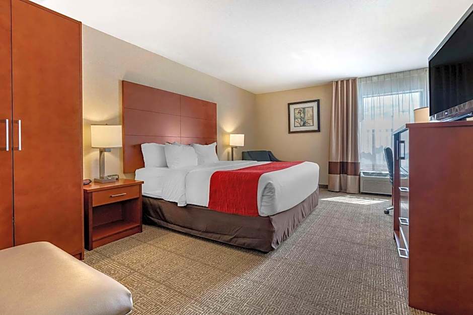 Comfort Inn & Suites Near Fallon Naval Air Station