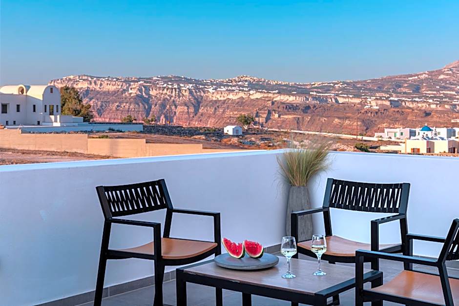 Alafropetra Luxury Suites