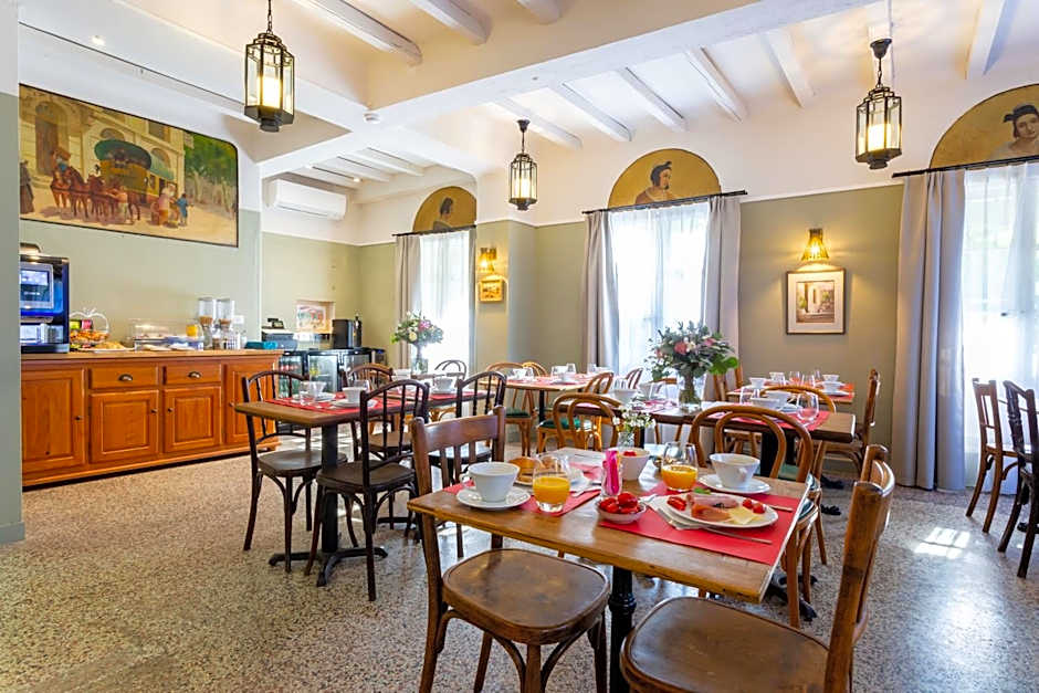 Hotel Le Relais de Poste Arles Centre Historique
