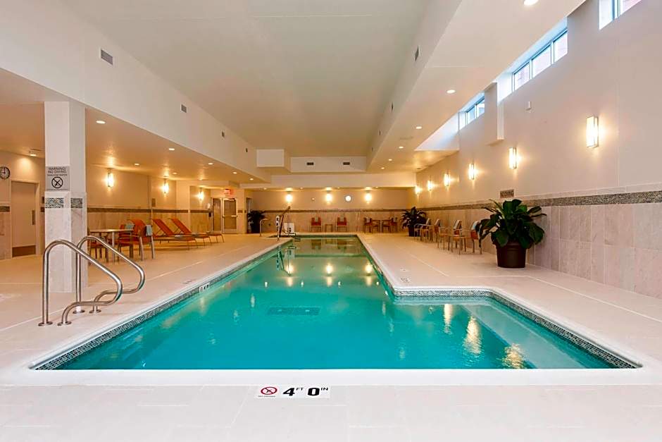 Courtyard by Marriott Peoria Downtown