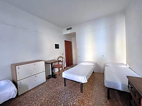 Bed in 4-Bed Dormitory Room