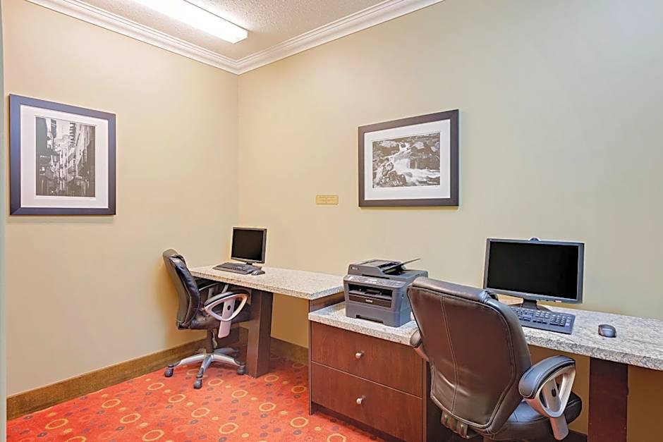 Ramada by Wyndham Cold Lake