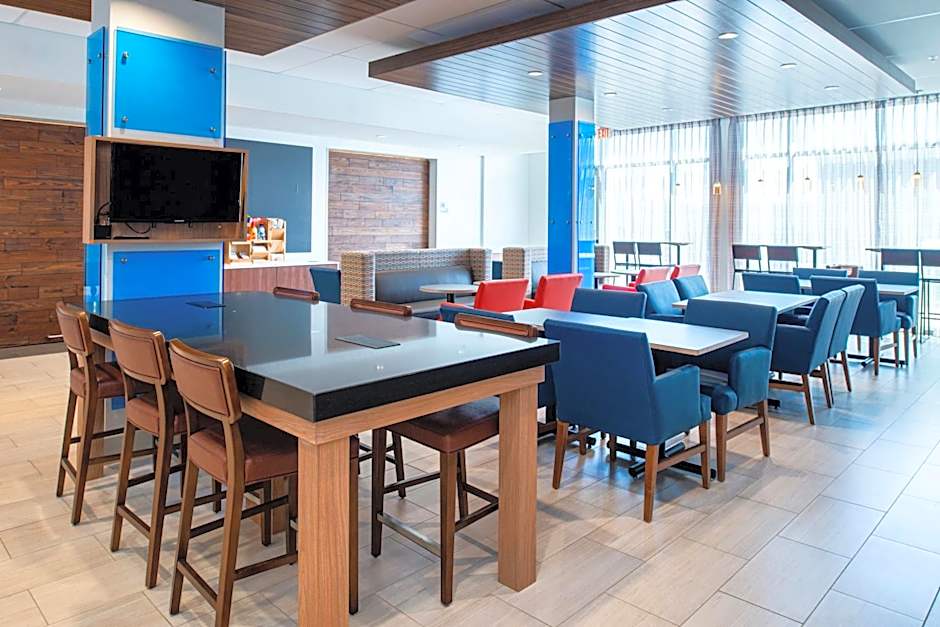 Holiday Inn Express and Suites Elko By IHG