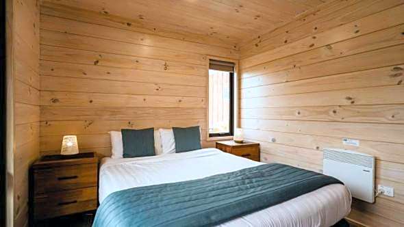 Lakes Edge Holiday Park