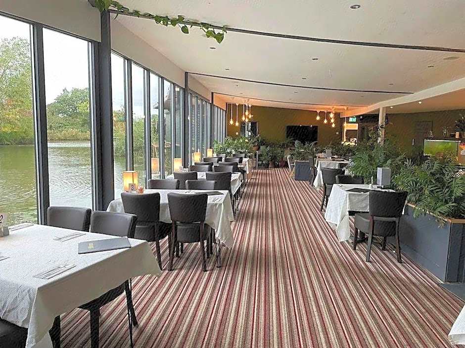 The Waterfront Lodges