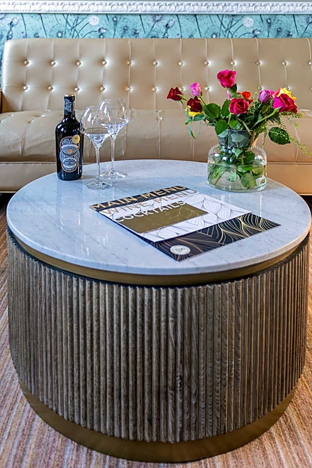 Georgian House Hotel