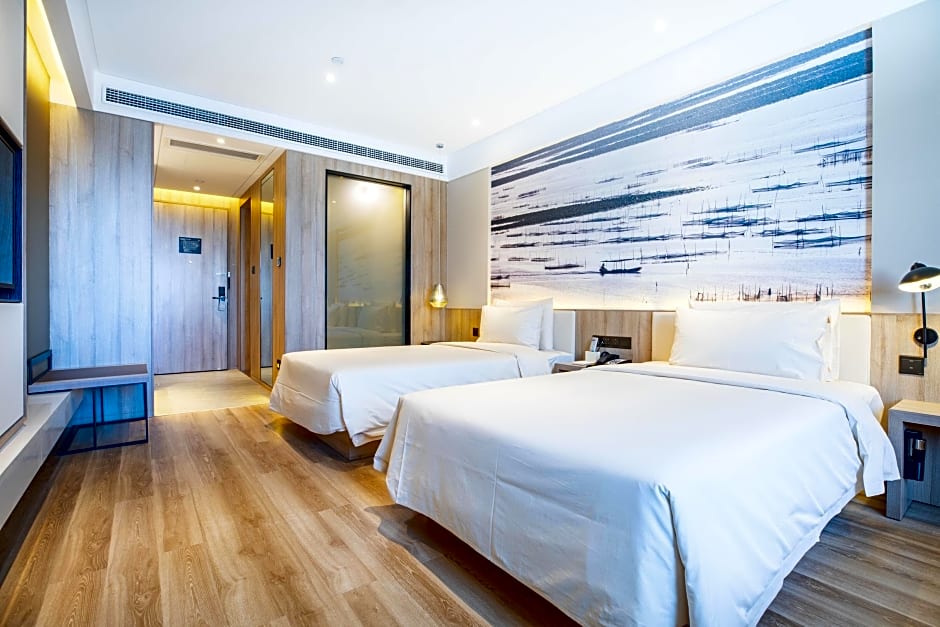 Atour Hotel (Jining Taibai Road Canal City)