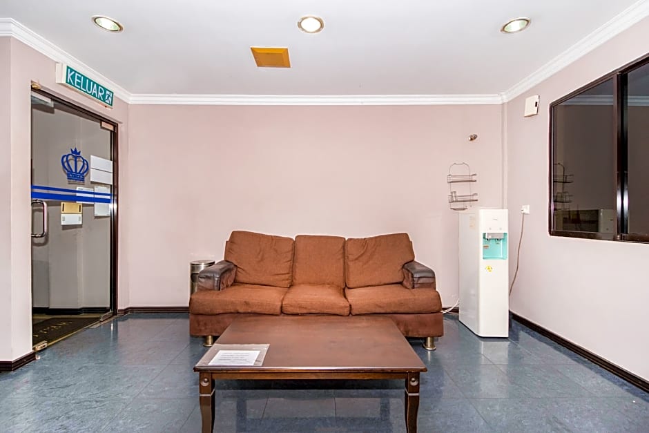 OYO 472 Comfort Hotel 1