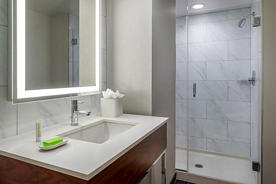 Le Meridien Indianapolis