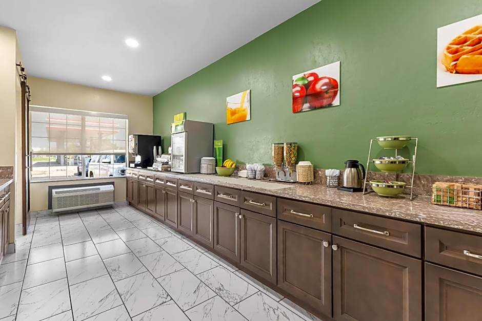 Quality Inn & Suites Salt Lake City Airport West