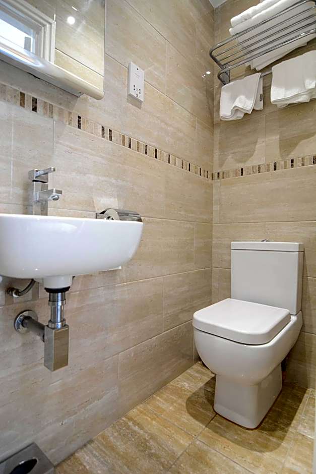 Clifton Villa - Southport