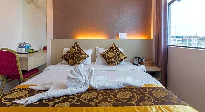 Top Garden Hotel