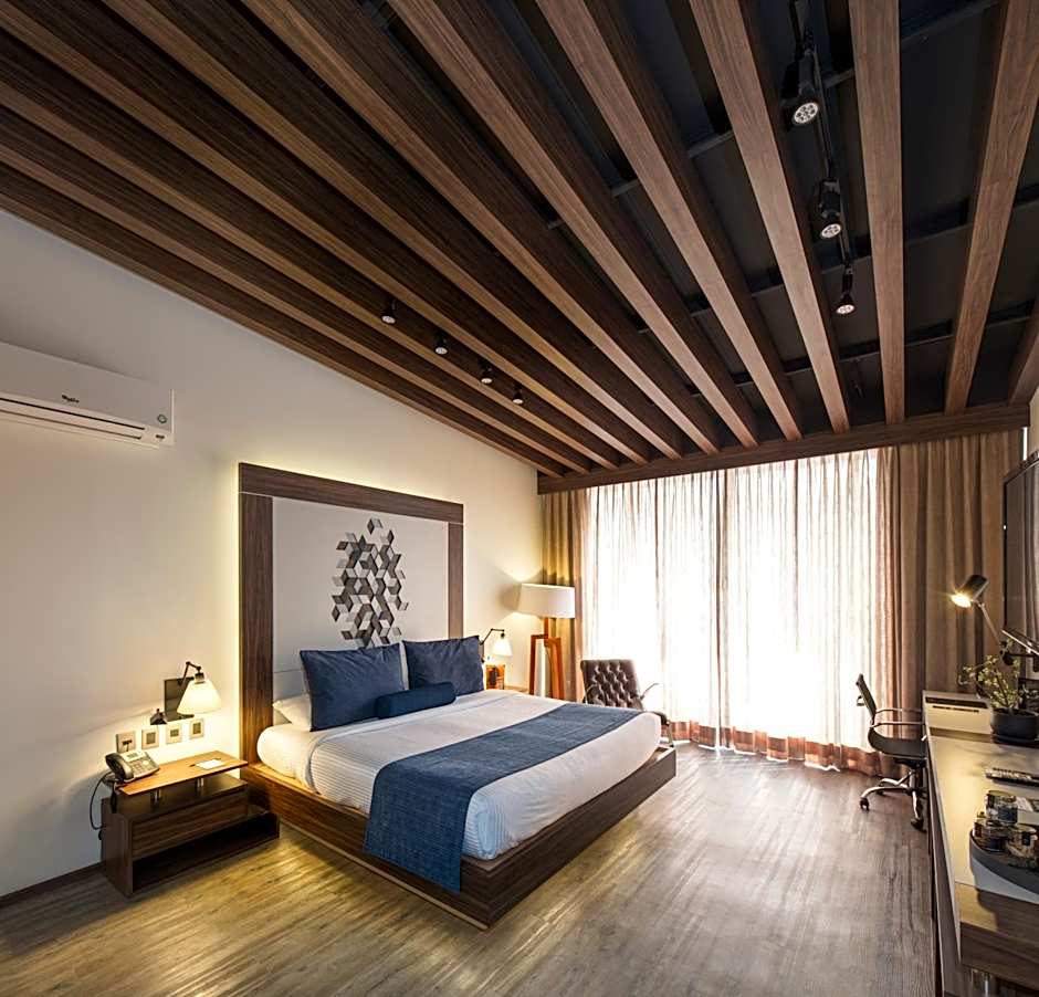 Flow Condesa - Adults Only