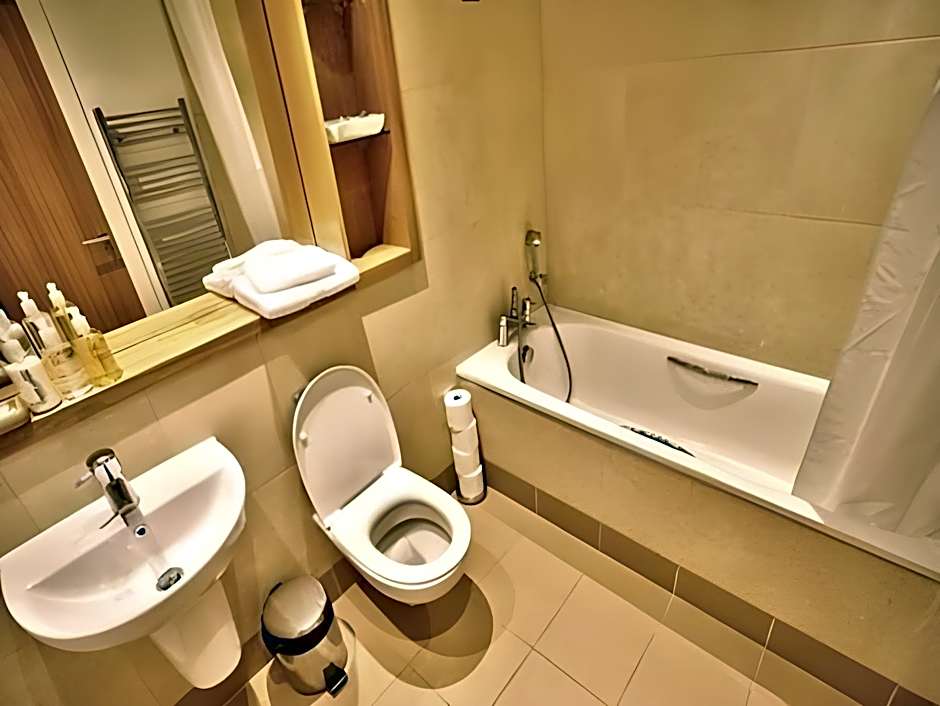 Gateway Serviced Apartments