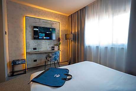 BV Hotel Oly
