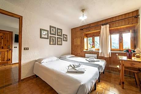 Comfort Quadruple Room