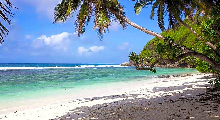 Surfers Beach Self Catering Chalets