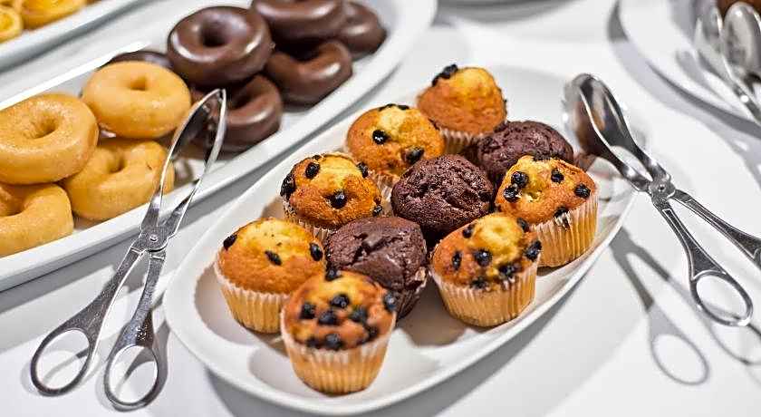 Golden Tulip Sao Joao da Madeira Hotel