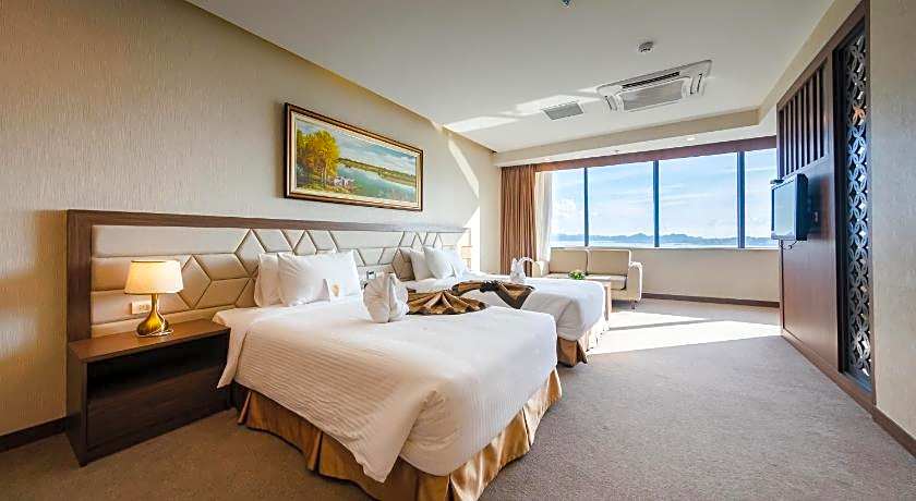 Muong Thanh Grand Ha Long Hotel