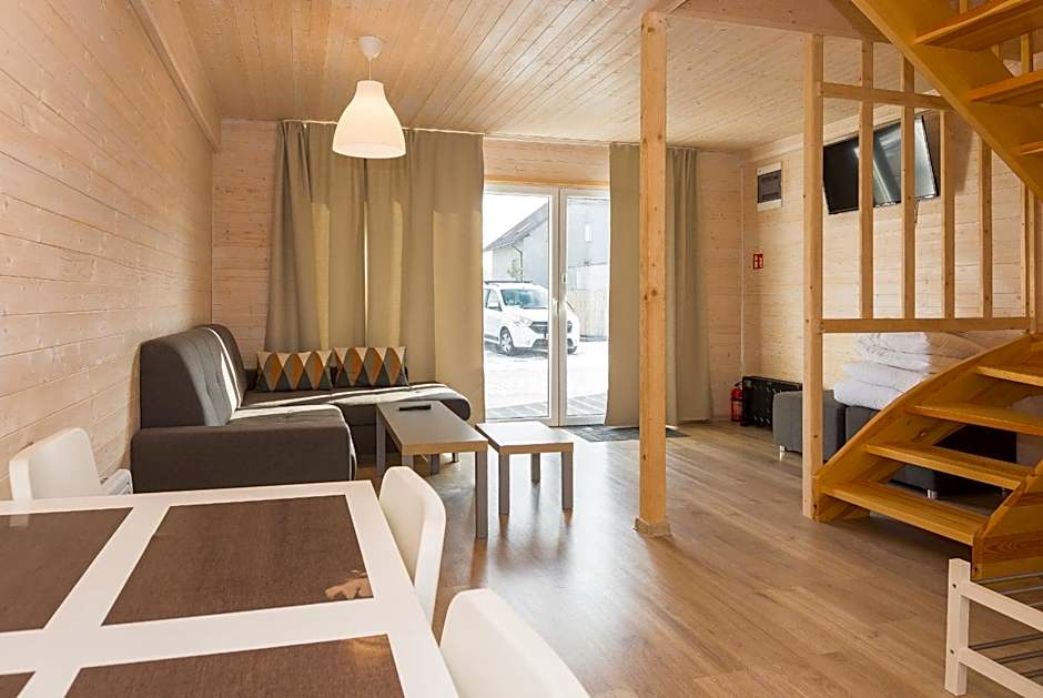 Old Tree Village & Restaurant