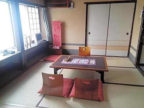 Superior Japanese Style Room