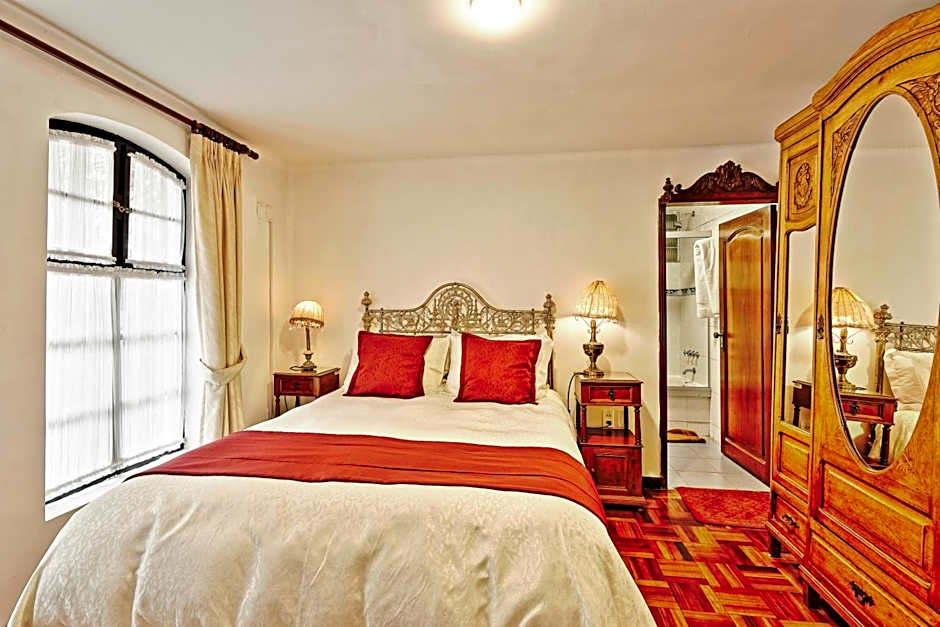 El Hotel de Su Merced