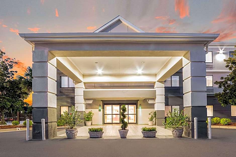 Quality Inn & Suites Augusta I-20