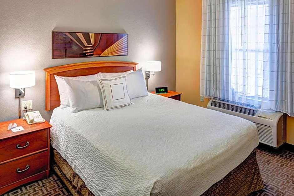 TownePlace Suites by Marriott Dallas Las Colinas