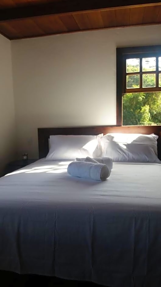 Caminhos da Serra do Tabuleiro - Chalé do Lago