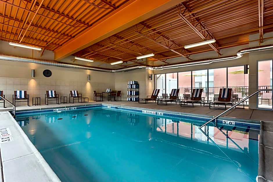 Hampton Inn By Hilton And Suites Clayton/St Louis-Galleria Area