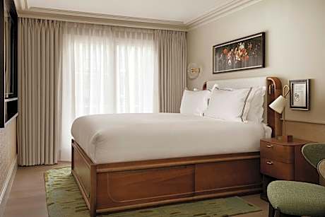 Botanical Suite, 2 Bedroom Suite, Bedroom 1: 1 King, Bedroom 2: 1 Twin
