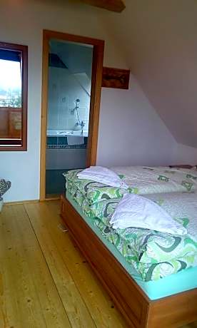 Quadruple Room with Mountain View