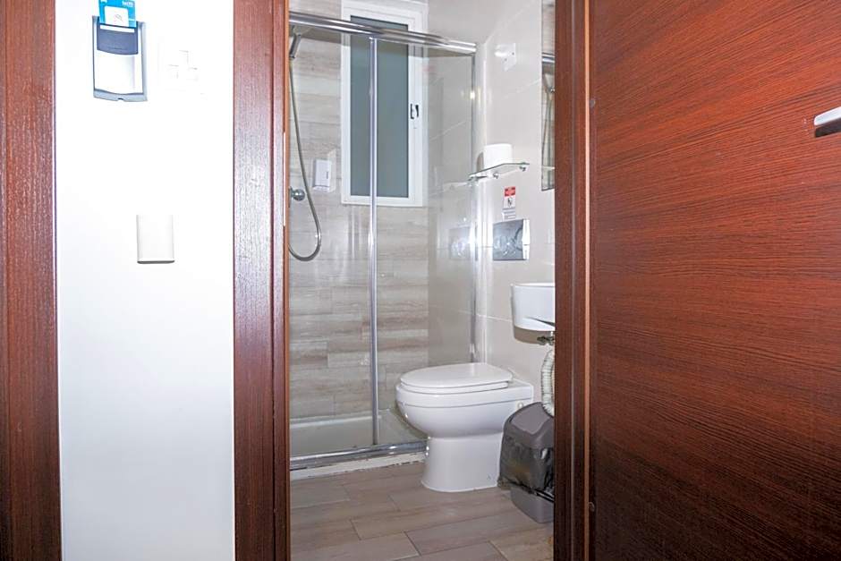 Napoli Suites Studios Aparthotel