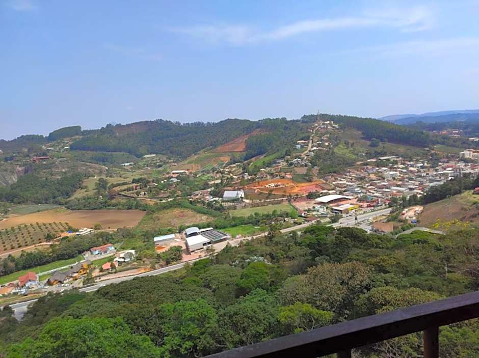 Suíte Condomínio Vista Azul - Pedra Azul