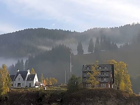 La Malu' Bistritei - Cabana de pe Stanca