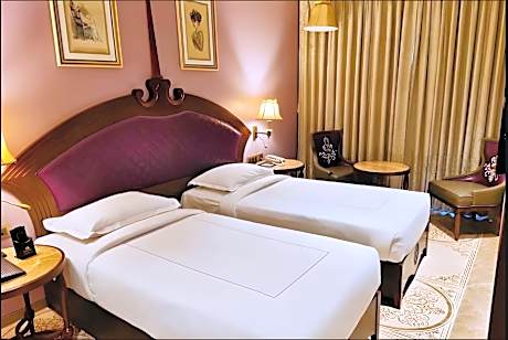 Deluxe Twin Bed - Breakfast Included
