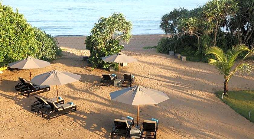 Aavya Cove Villas by Aahaasa