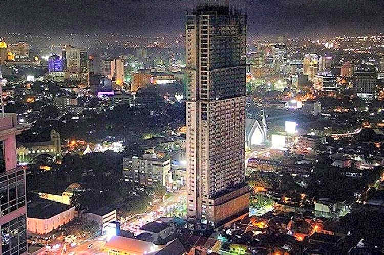 HORIZON 101 A4 near robinson mall Free POOL WIFI