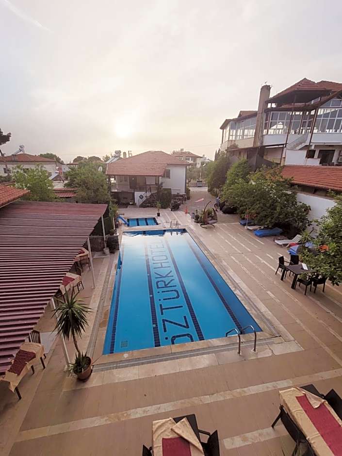 shah sultan Ozturk Hotel