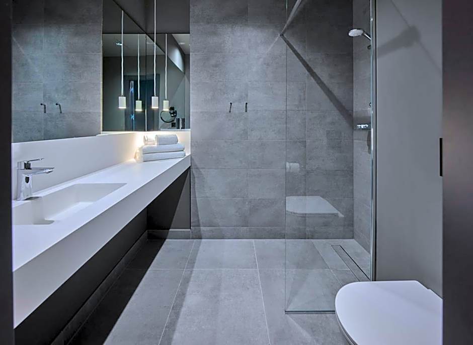 Zleep Madrid Airport