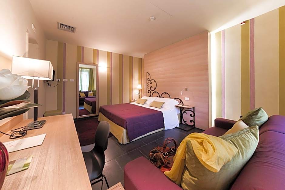 El Homs Palace Hotel