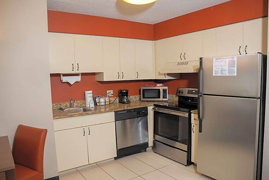 Hawthorn Suites by Wyndham Erie