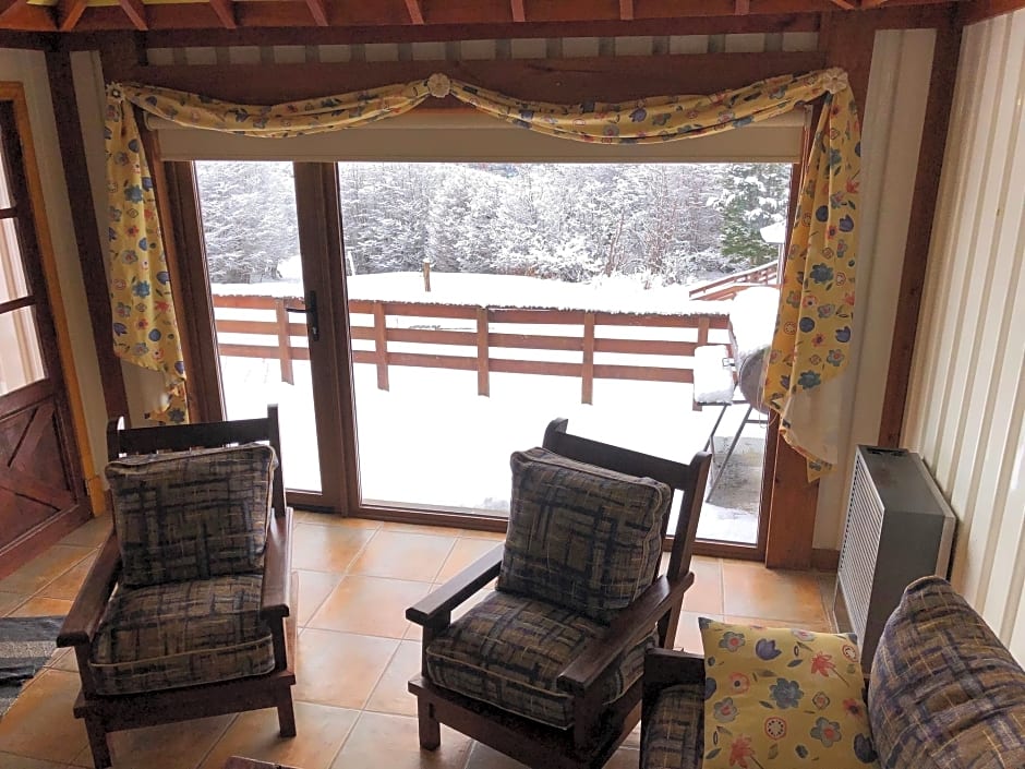 CabaÃ±as Del Martial