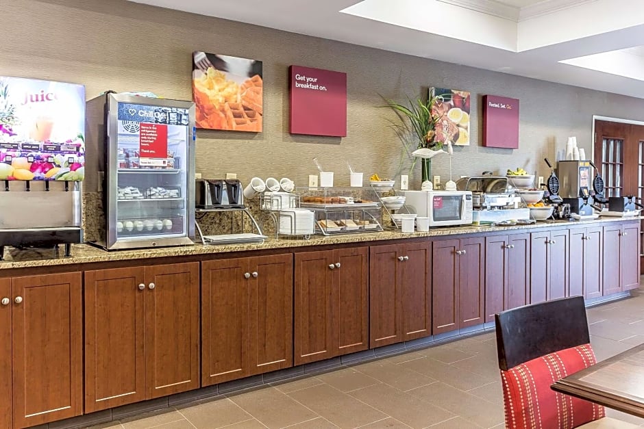 Comfort Suites Myrtle Beach Central