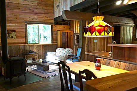 Two-Bedroom Chalet (Elise Cabin)