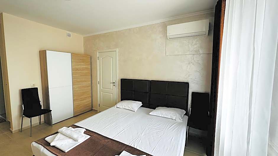 Akrotiria Beach Apart Complex