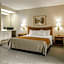 Rodeway Inn & Suites Cherokee On the River