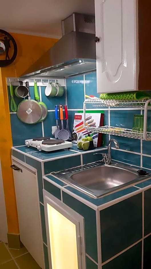 A Room for a Few Hours or a Few Days